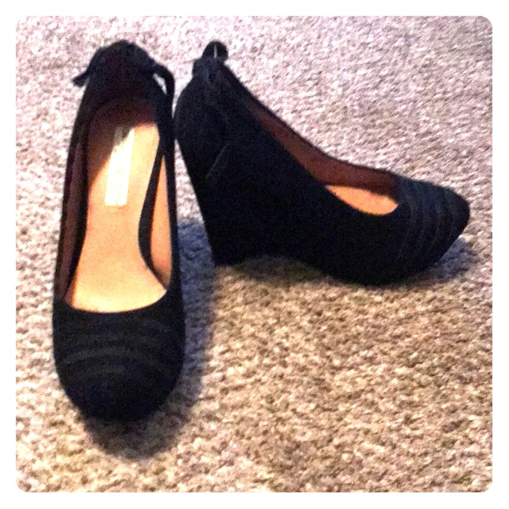 Blake suede wedges